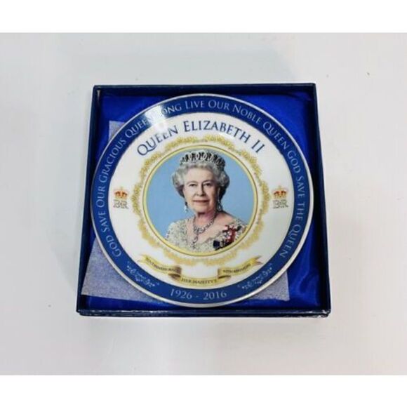Queen Elizabeth II 90th Birthday Commemorative Plate 2016 NIB - Picture 1 of 4